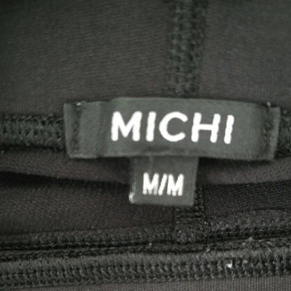 MICHI Classic Black Leggings Front Seam Detail Size M - Picture 2 of 5